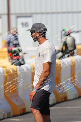 media/Sep-25-2023-Moto Forza (Mon) [[81ffa65e0a]]/Around the Pits/